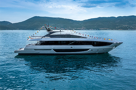 Yacht Riva 102' Corsaro Super New