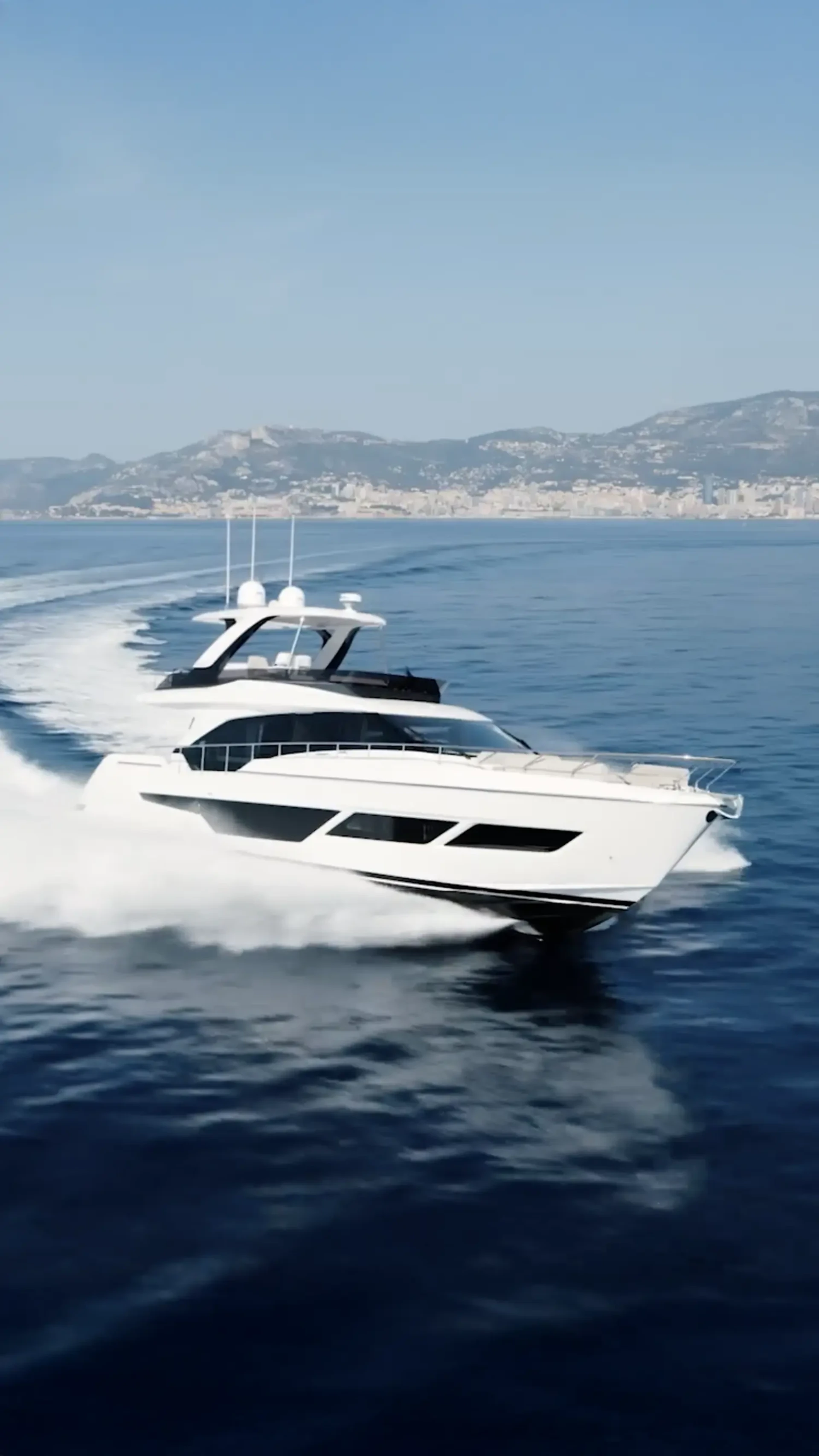 Ferretti Yachts 670 | Ferretti Yachts