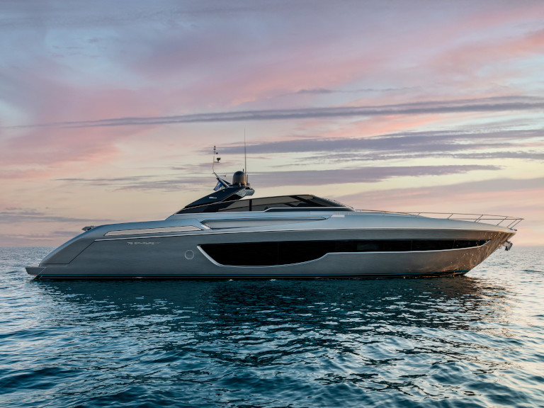 Yacht Riva 76' Bahamas Super