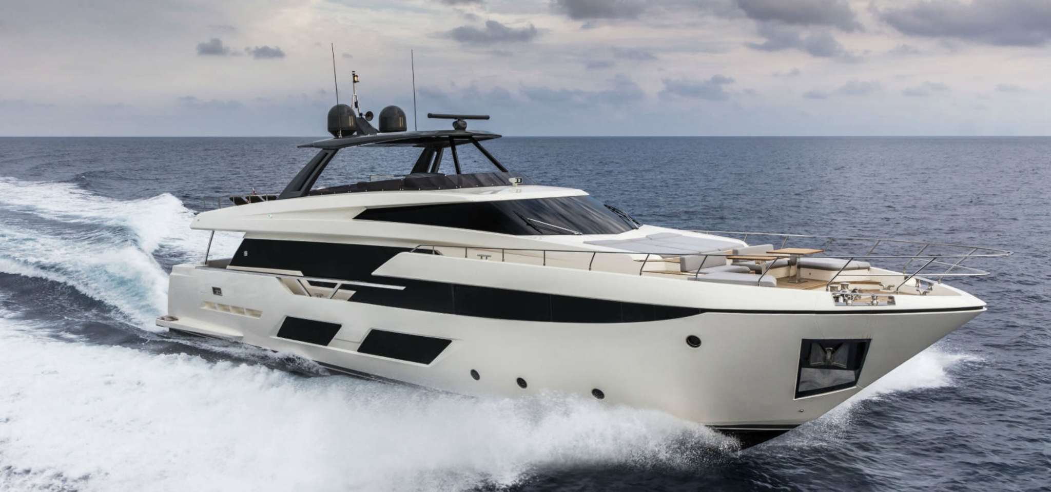 flybridge yacht kaufen