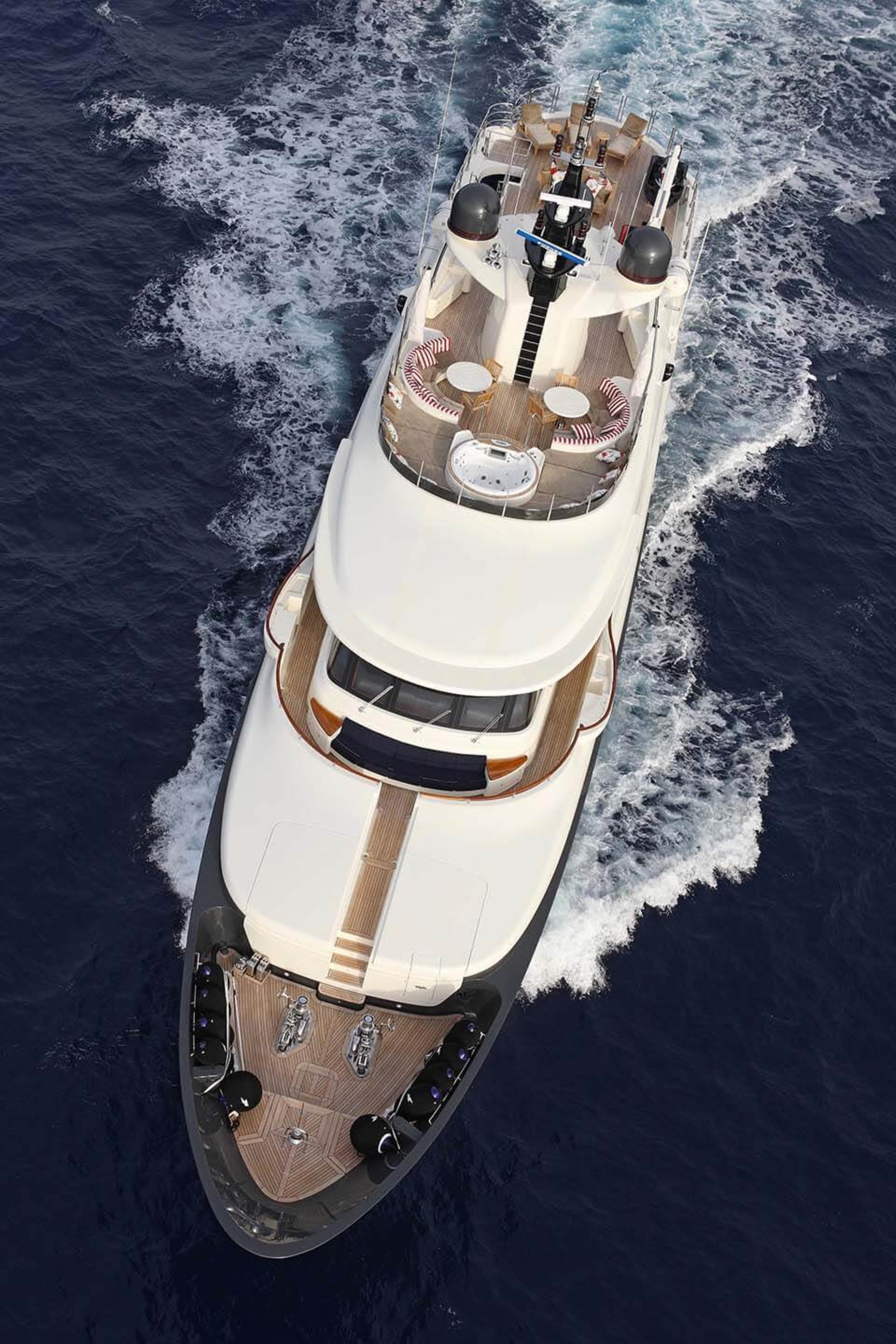 Lady Trudy 42.60 m / 139 ft 9 in - Luxury Mega Yacht – CRN yachts