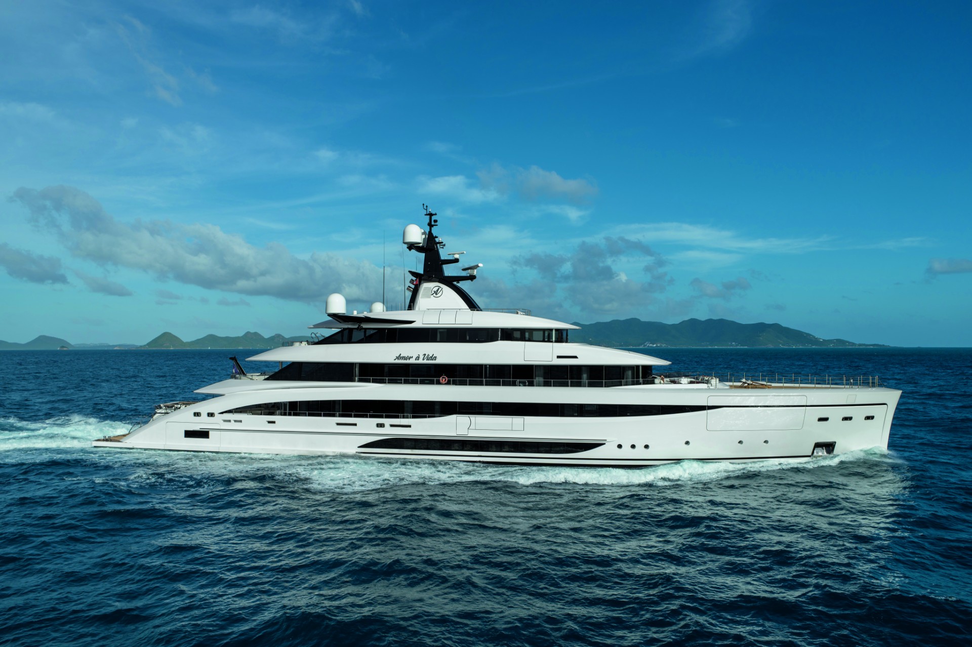  Marquet、YACHTS、海外版超希少レゾネ、新品額付 Amor à Vida 67.55m / 221 ft 62 in - Luxury Mega Yacht – CRN yachts