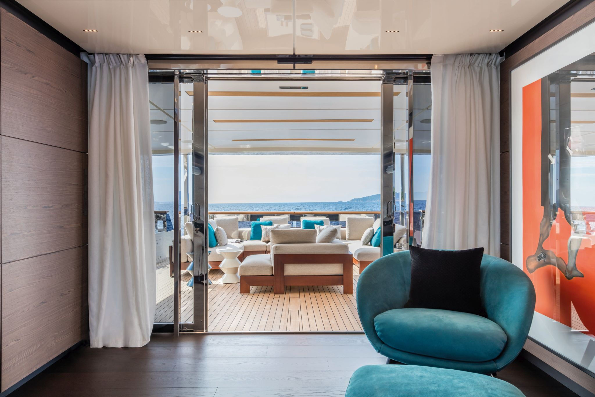 Custom Line Navetta 42 - internal 4