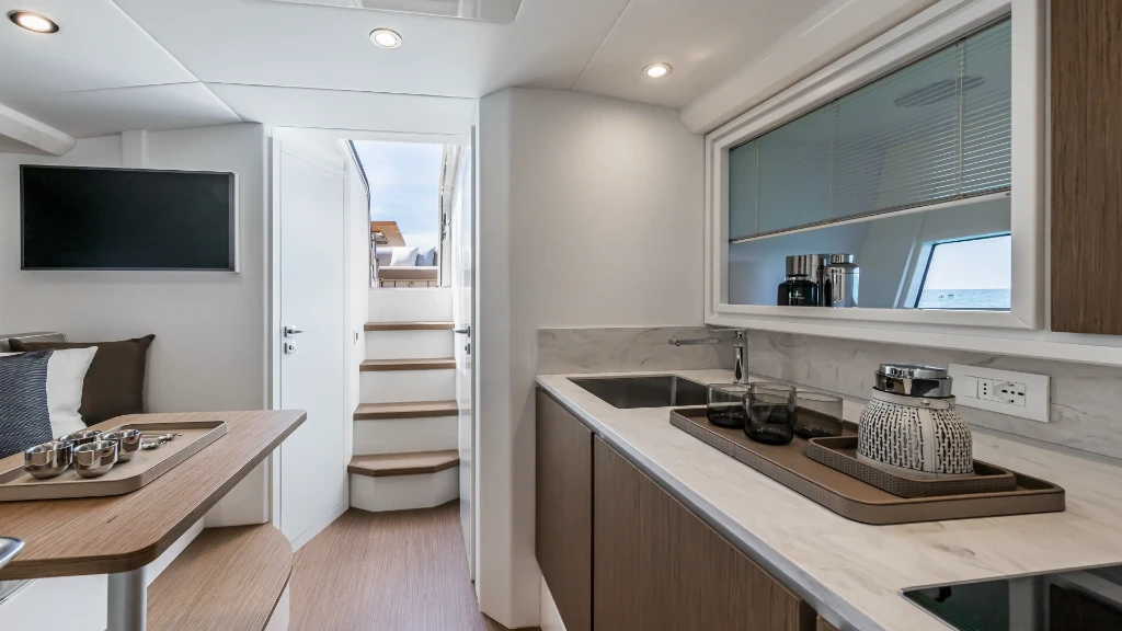 Itama 45RS - Gallery - Inside - 1