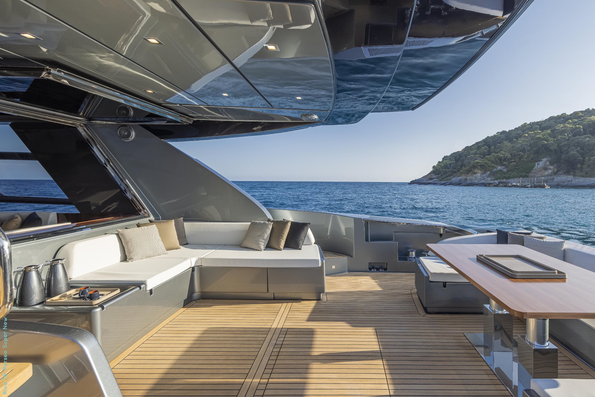 riva 76 perseo yacht price
