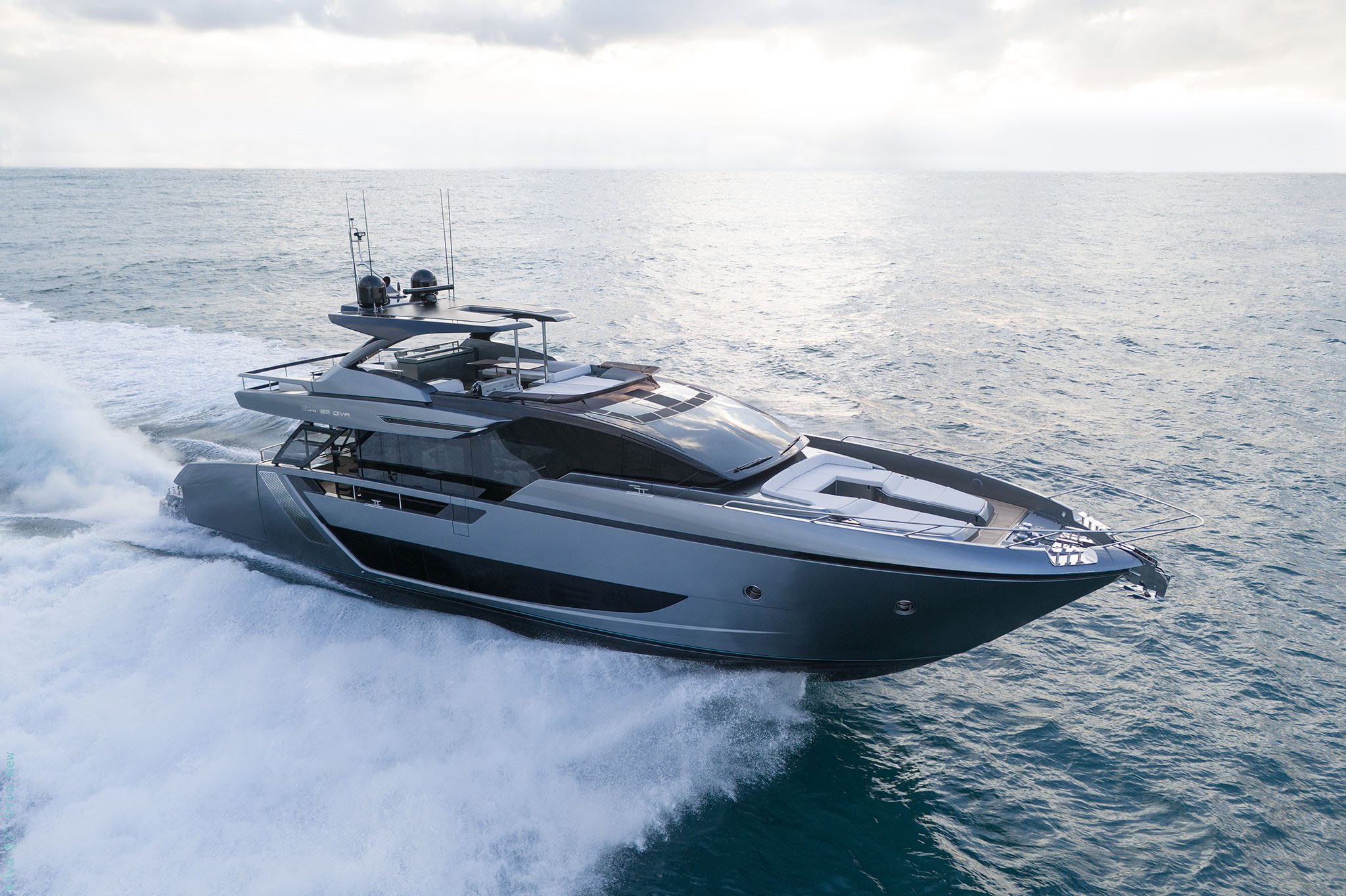 riva yacht 82